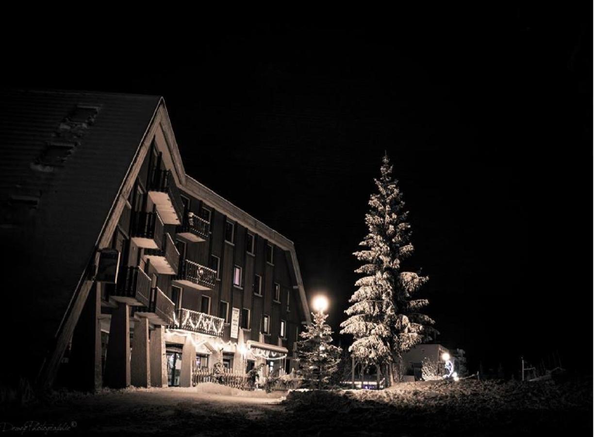 Hotel Saint Jean Montclar  Εξωτερικό φωτογραφία