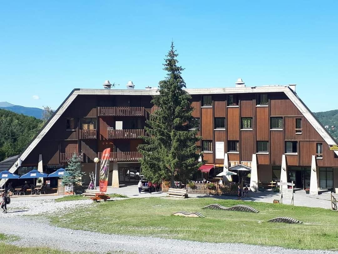 Hotel Saint Jean Montclar  Εξωτερικό φωτογραφία